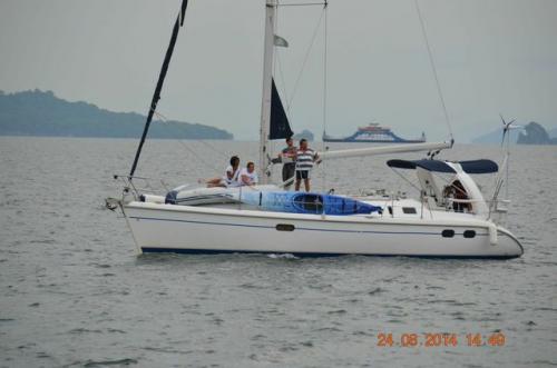  Vendo velero Hunter 380 en Puntarenas por 82 - Imagen 1