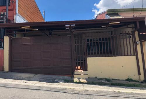 Casa ubicada en Santo Domingo de Heredia cer - Imagen 1