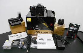 Nikon D90 Digital Camera with 18135mm Lens   - Imagen 1
